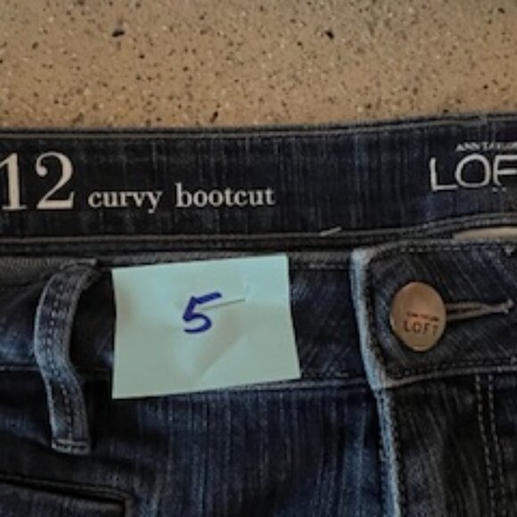 Loft Jeans size 12.  The fit is = Curvy Bootcut - Picture 2 of 4